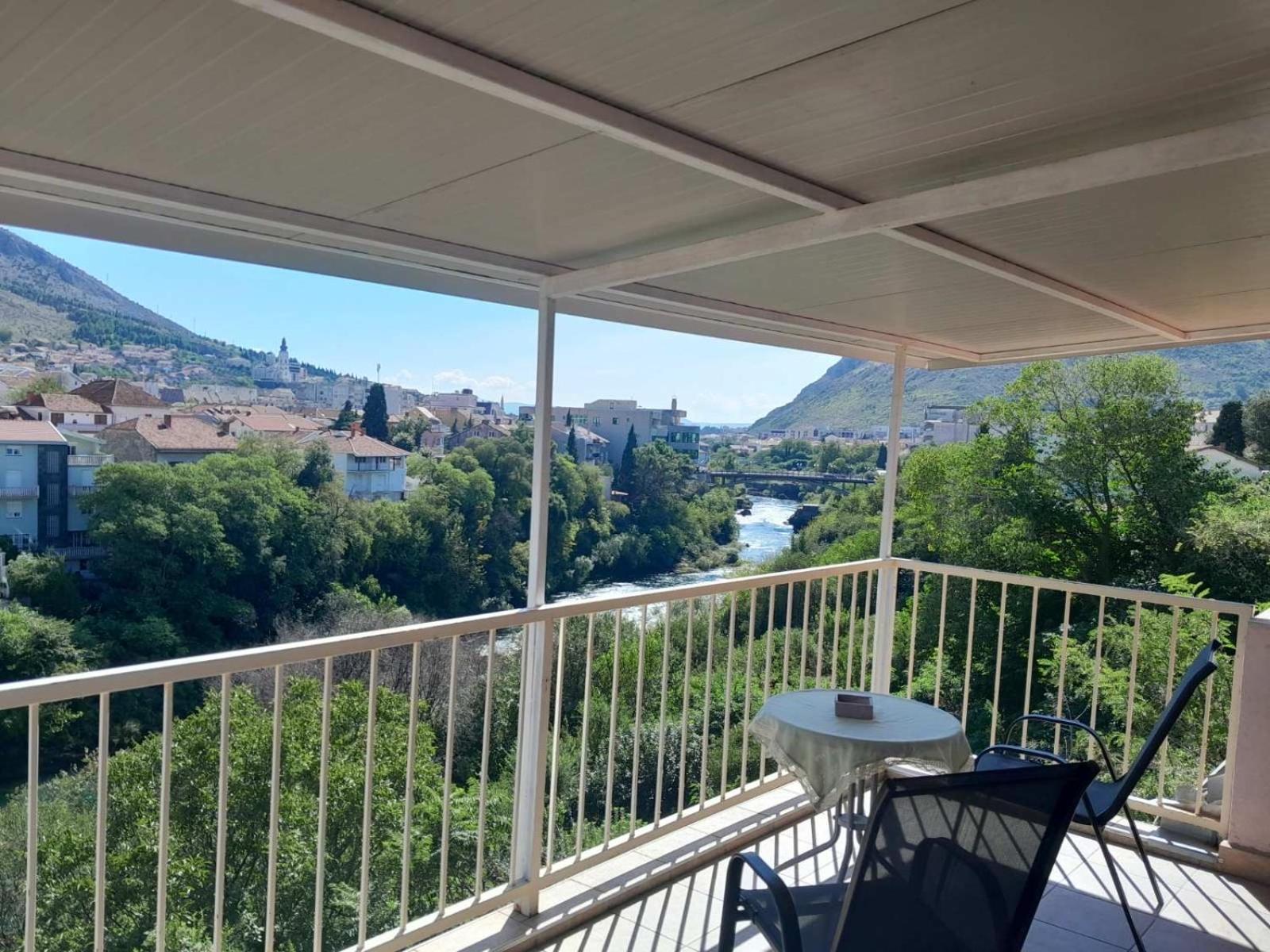 Apartment Collina Мостар Экстерьер фото